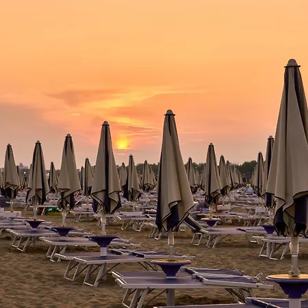 Cozy Flat 80 M From The - Beahost Apartmán Bibione