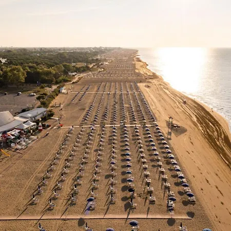 Cozy Flat 80 Metres From The - Beahost * Bibione